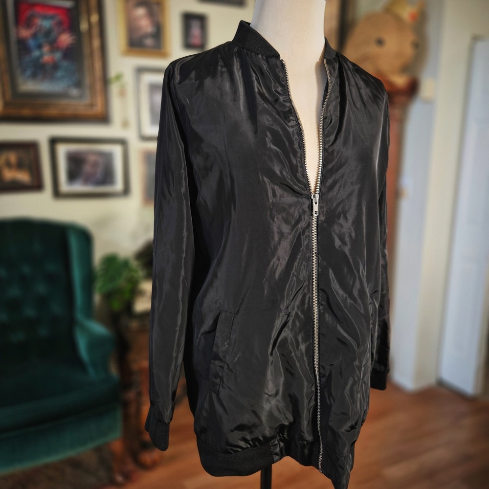 Be Cool Black Satin Bomber Jacket Streetwear Lightweight Minimal Zip‎ Womens M